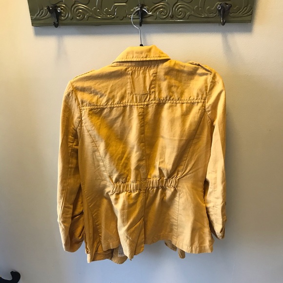 ⛄️❄️5 for $20❄️⛄️ Light jacket/blazer - Picture 3 of 4